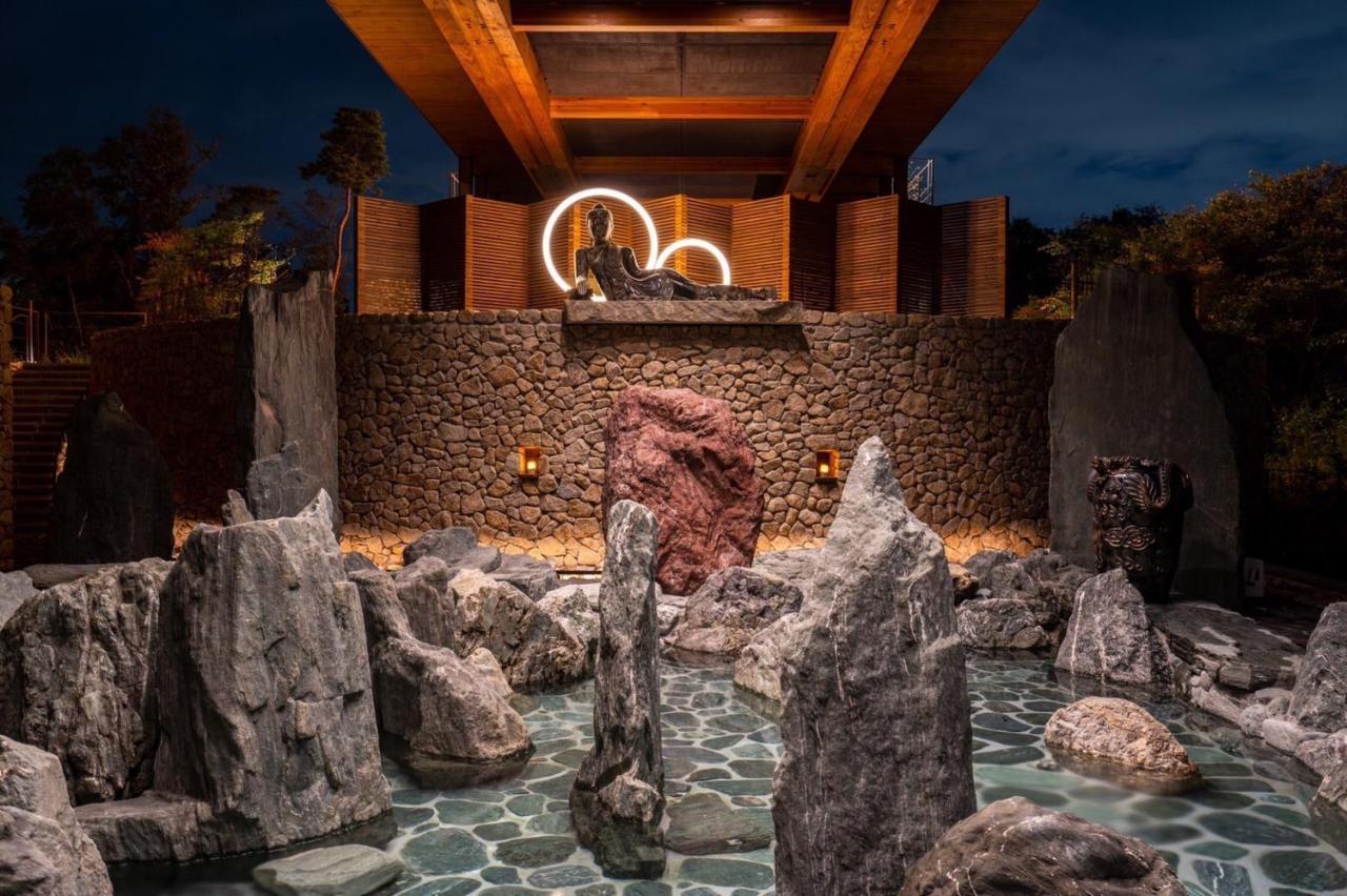 禅坊 靖寧 Zenbo Seinei Hotel Avadzsi Kültér fotó